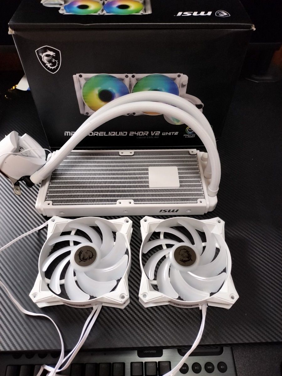 品質満点! MSI MAG CORELIQUID 240R V2 WHITE 簡易水冷CPUクーラー