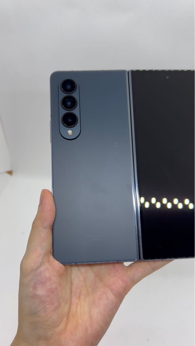 ほぼ未使用」Samsung Galaxy Z Fold 4 256GB グレイグリーン ほぼ未使用」Samsung Galaxy Z Fold 4 256GB グレイグリーン