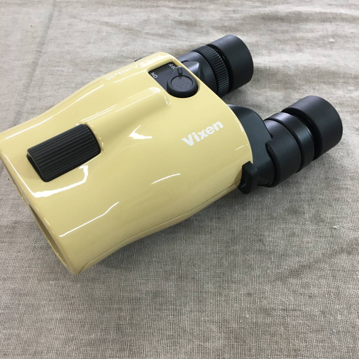 現状品 ビクセン(Vixen) 防振双眼鏡 ATERA アテラ ベージュ H12x30