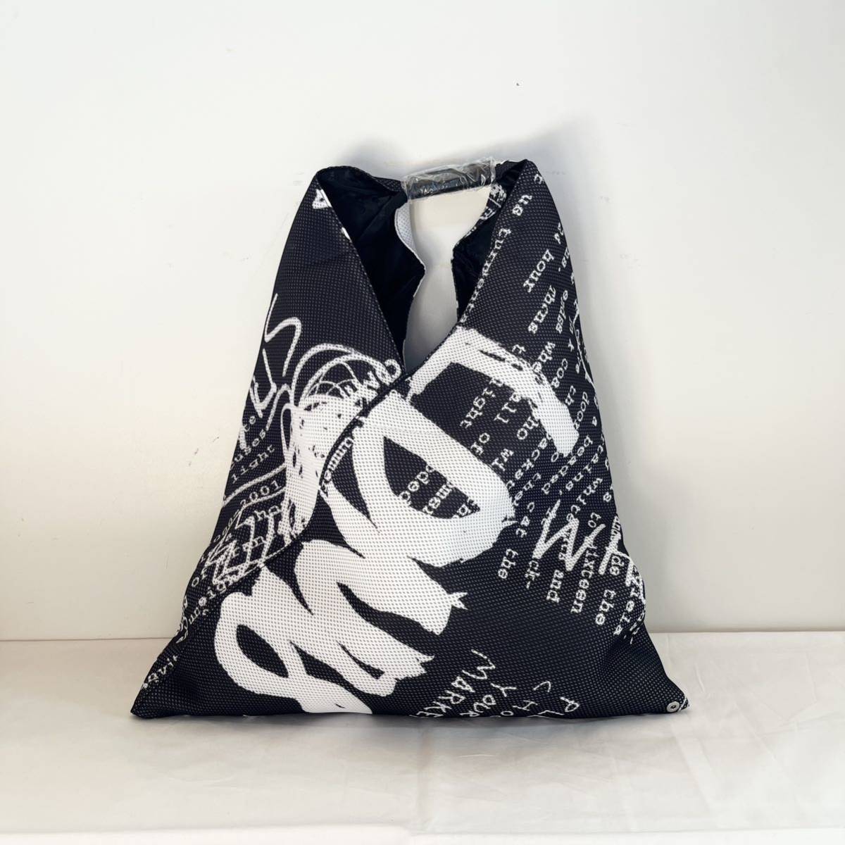 MM6 Maison Margiela Margiela japa needs tote bag black 