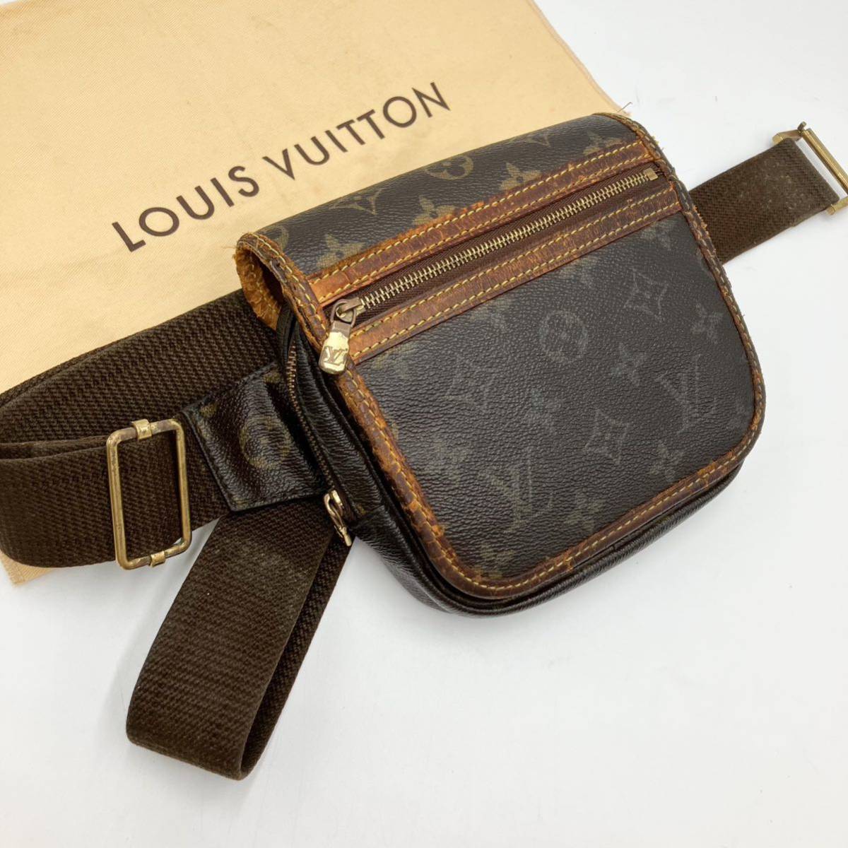 ルイヴィトン LOUIS VUITTON バムバッグボスフォール ウエストバッグ