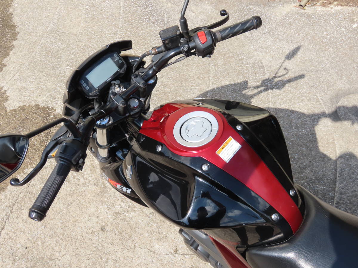 スズキ ジクサー150Fi NG4BG 黒赤 ノーマル車 業者価格にて陸送手配