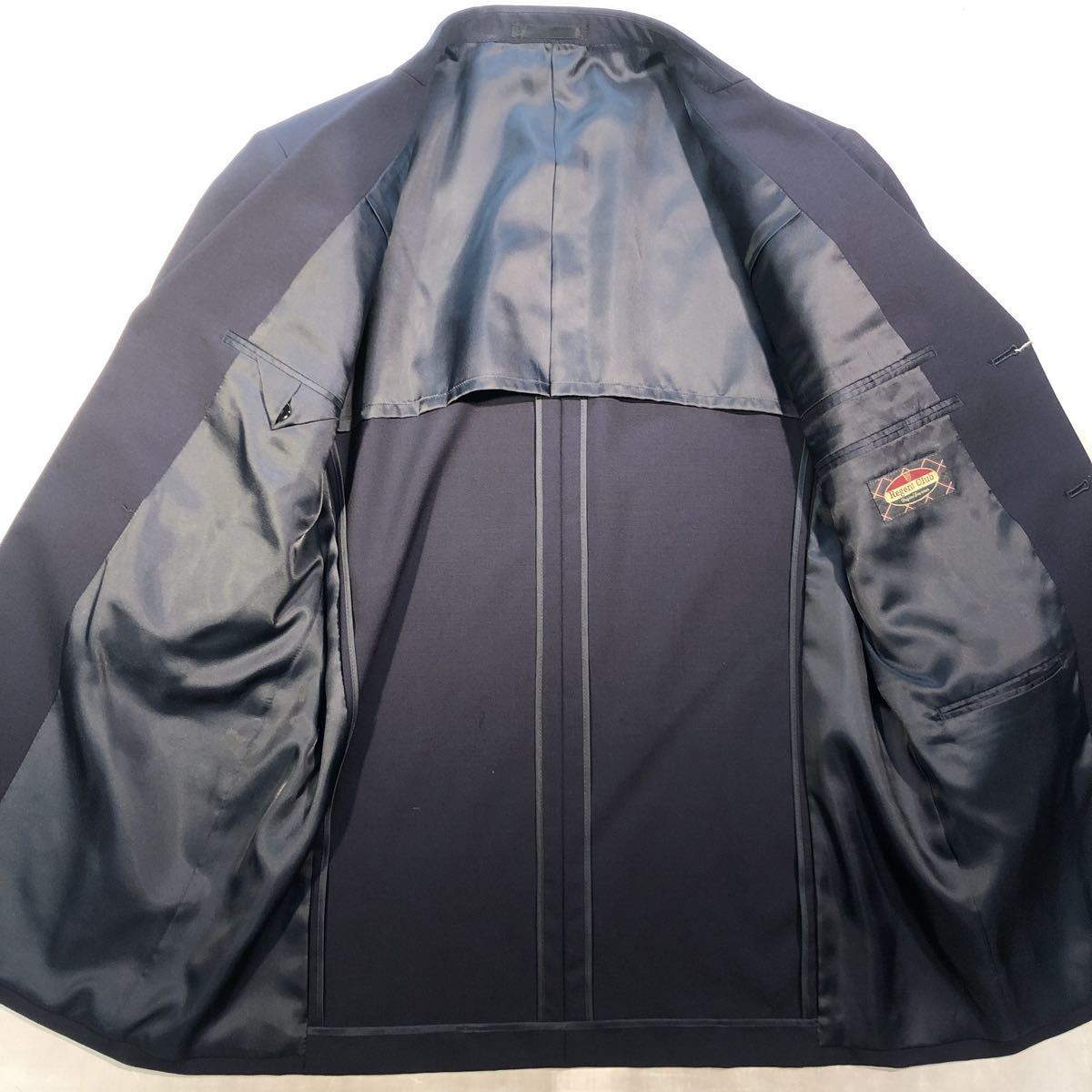 新品【サイズA7 XL★スペア付き】3Bシングルスーツ ネイビー系 背抜き ノーベンツ 2タック 激安スーツ 背広 メンズセットアップ ウール100%_画像4