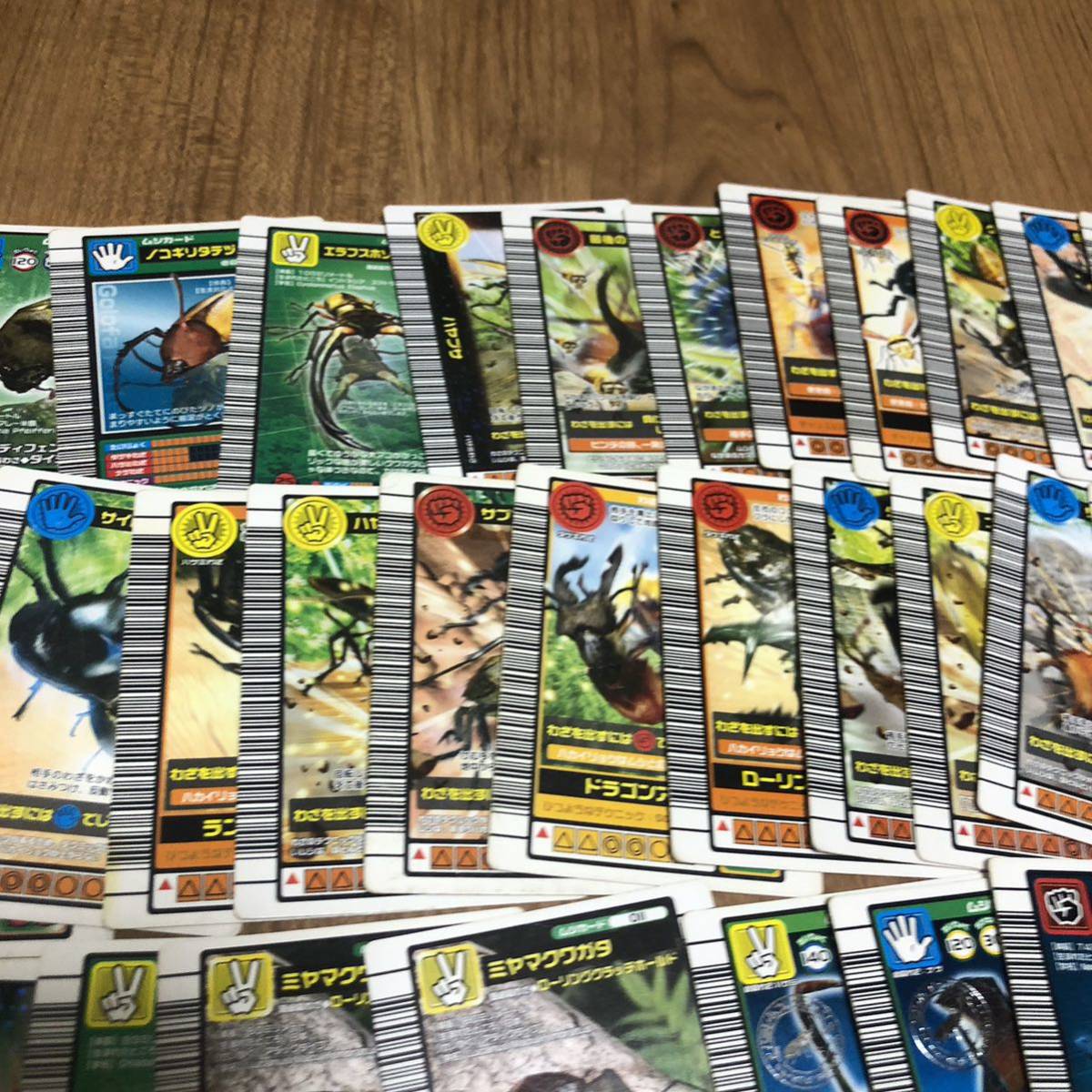 ムシキングカード 引退品 ② まとめ売り甲虫王者ムシキング アダー