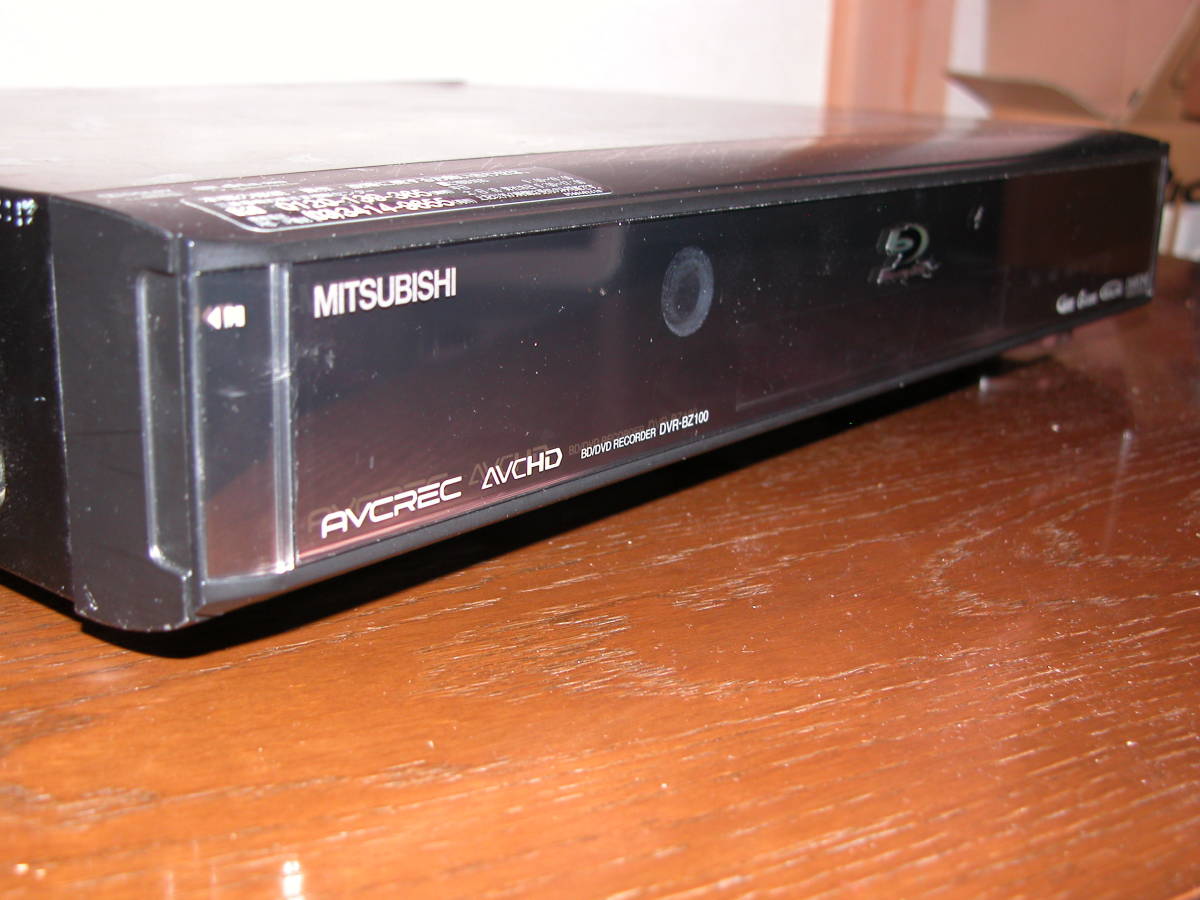 *[ утиль ] Mitsubishi Electric Mitsubishi / DVR-BZ100 / Blu-ray recorder / Blue-ray машина / снятие деталей . для ремонта как *