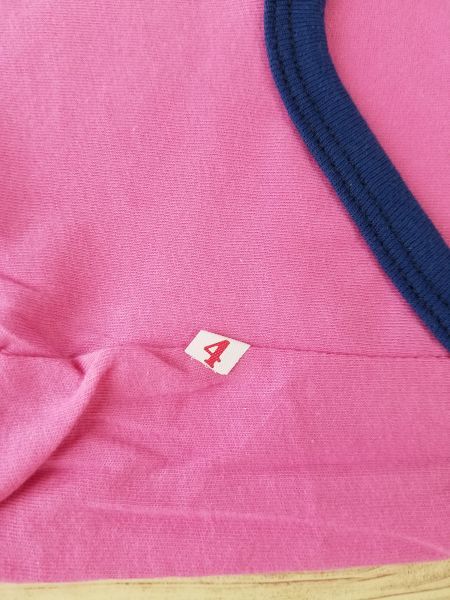 ピンク色の車ブタのプリント犬服　4号サイズ_画像4