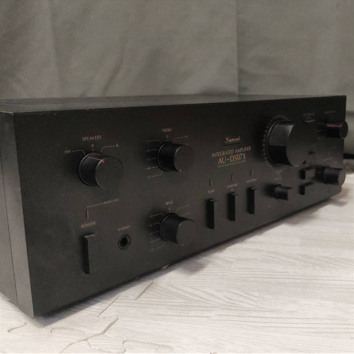 SANSUI ヴィンテージ AU-D507X プリメインアンプ Xバランス 最大105W イコライザー 動作確認済み 中古 サンスイ 山水電気  (送料無料