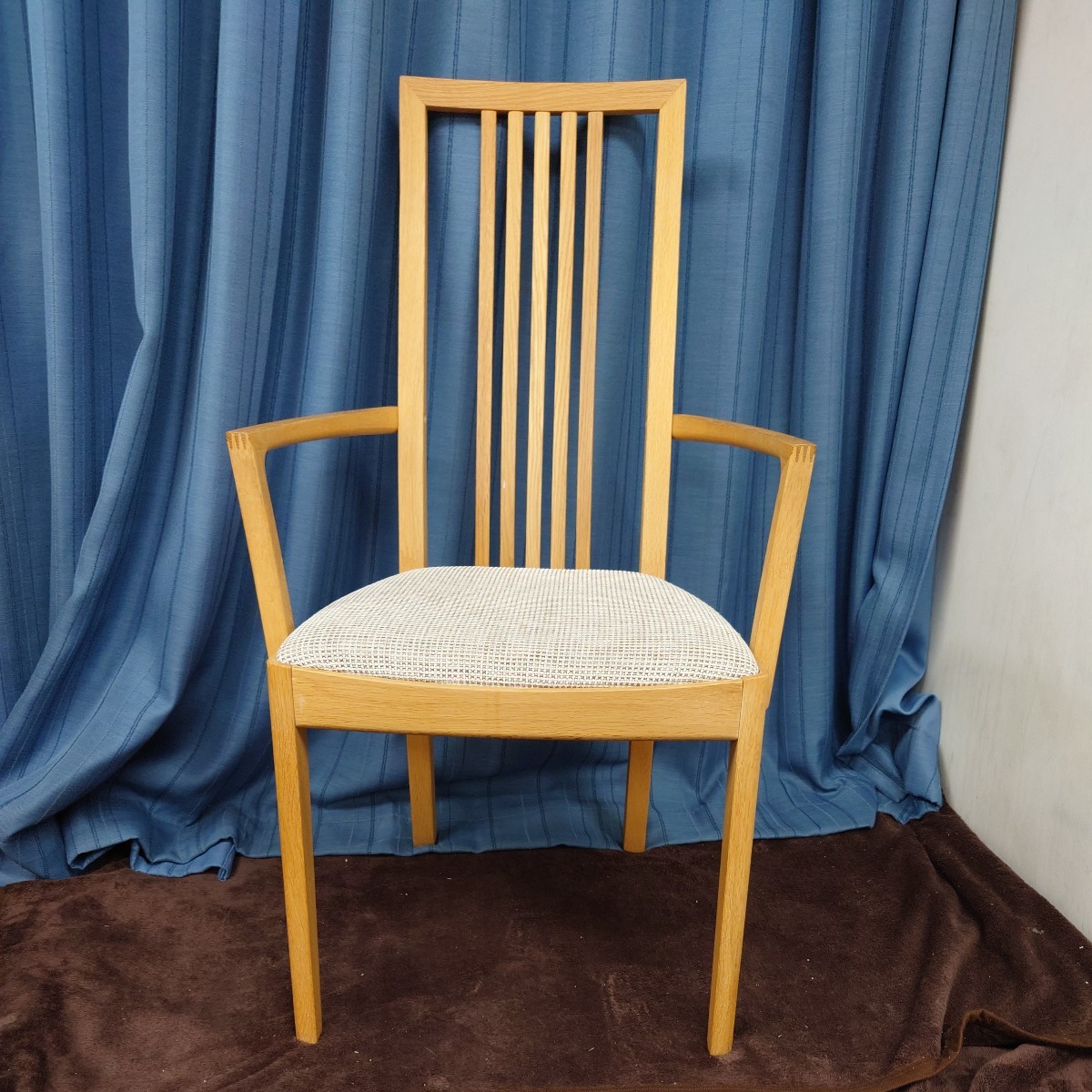 karimoku　カリモク　肘付き食堂椅子　CT4800E450 カリモク家具株式会社　　CT48 ハイバック　ダイニングチェア アームチェア 木製椅子