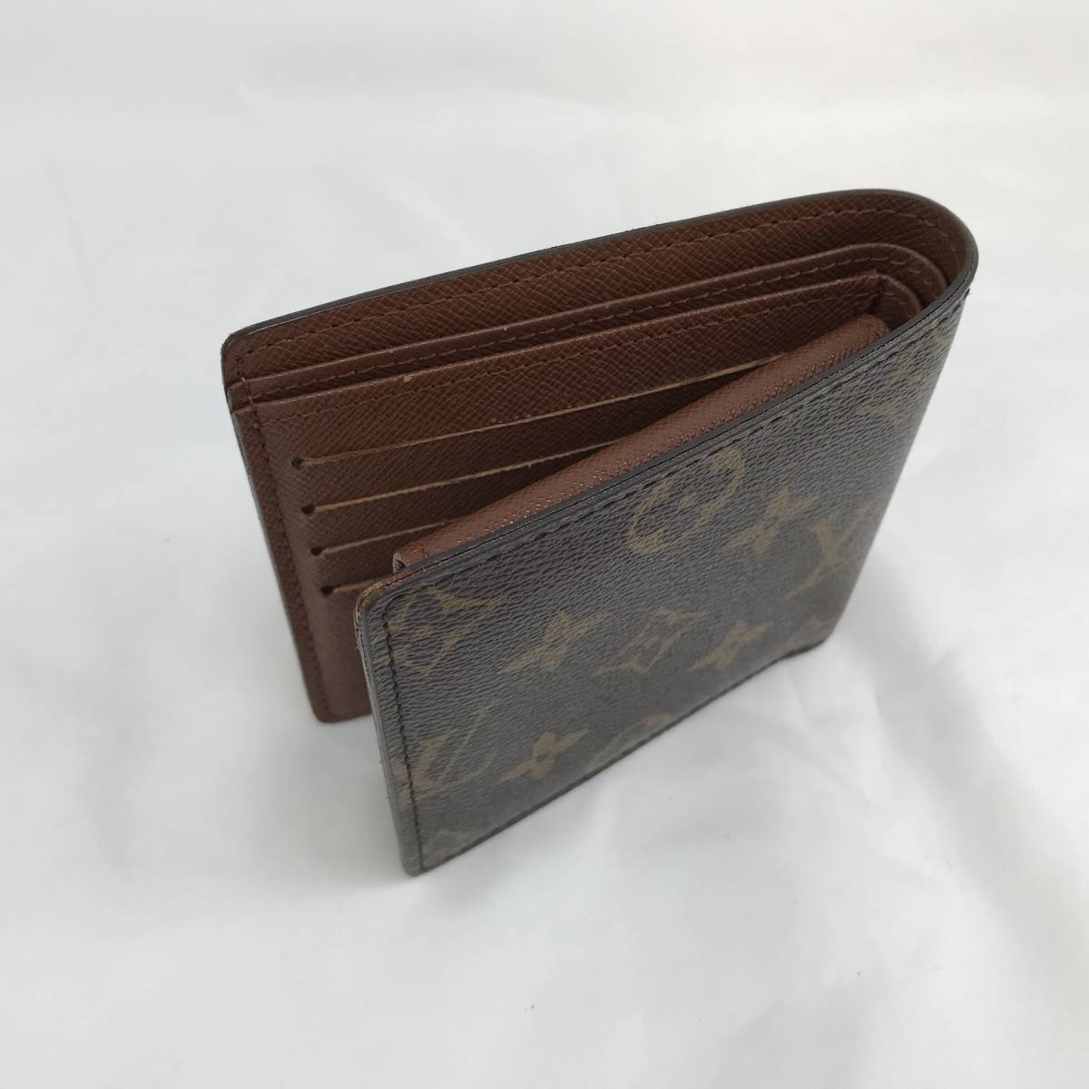 ☆LOUIS VUITTON ルイヴィトン M61675 ポルトフォイユマルコ 二つ折り財布 　♯184077-352_画像10