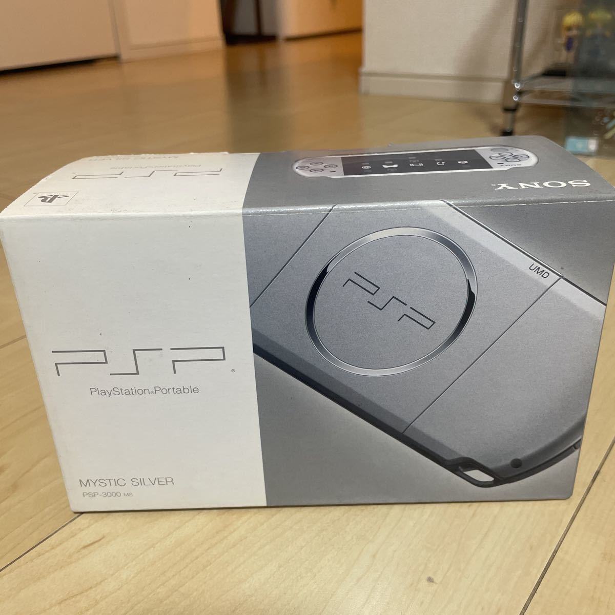PSP PSP-3000MS （ミスティック・シルバー）