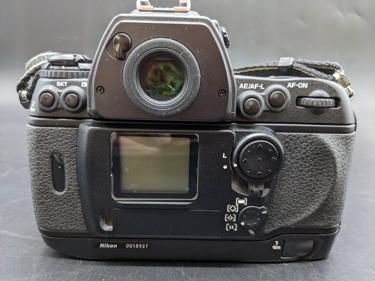 ③-00009 Nikon ニコン F6 ボディ 一眼レフフィルムカメラ フィルム
