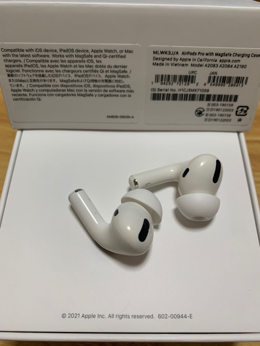 箱付き】AirPods Pro 第1世代 充電ケース＋イヤホン-