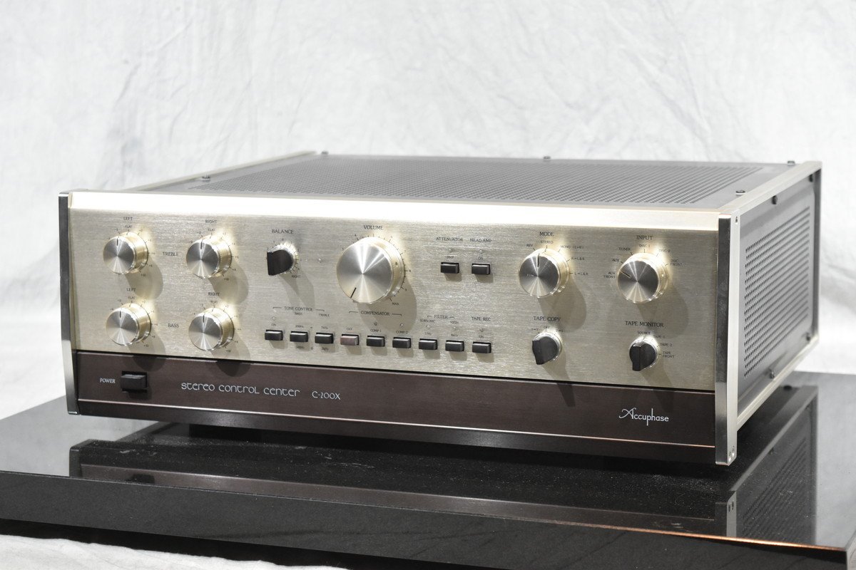 Accuphase アキュフェーズ コントロールアンプ C-200X | normanhubbard.com