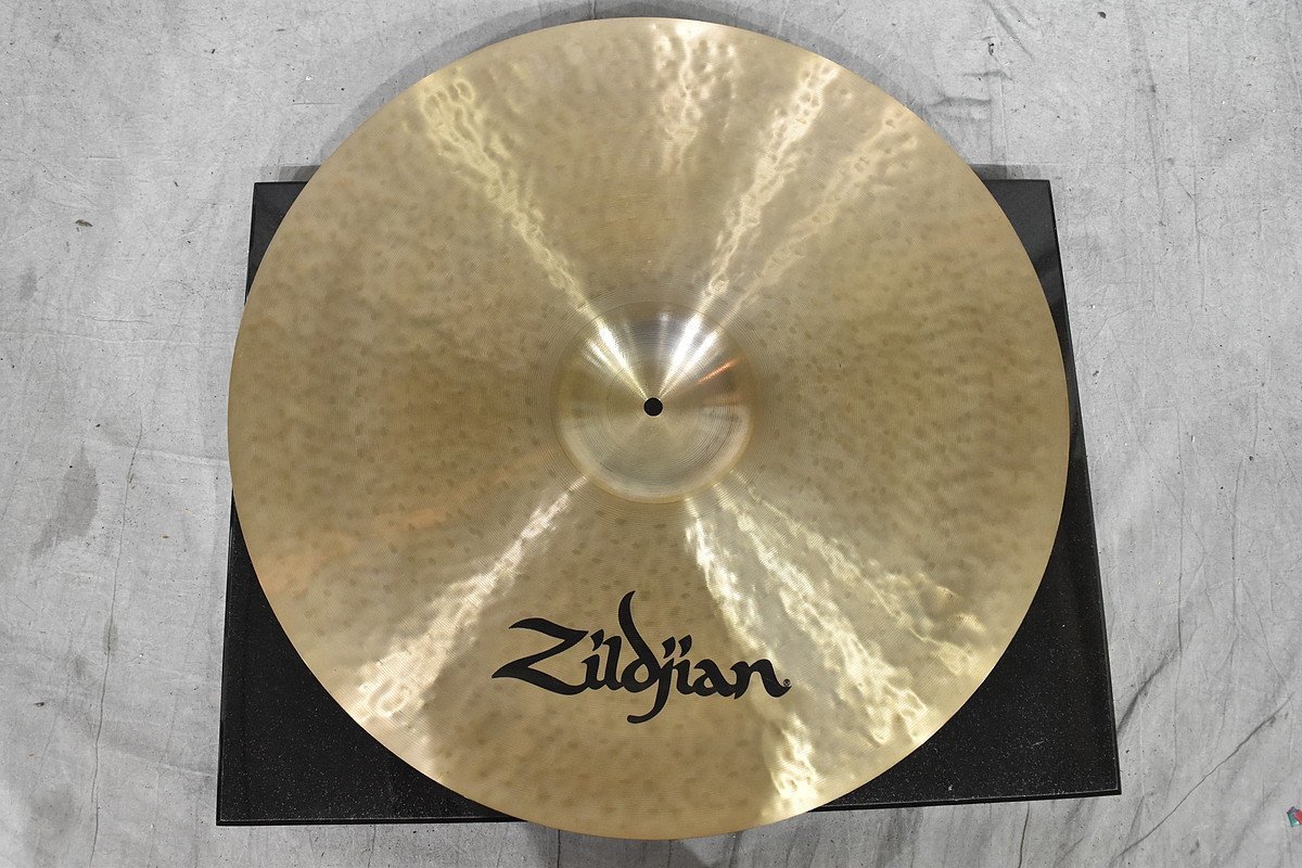 Zildjian/ジルジャン ライドシンバル Custom Dark Ride 22インチ