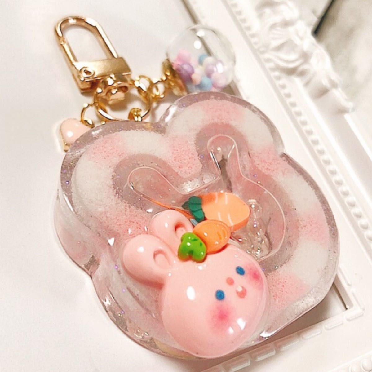もふもふうさちゃんシェイカー◆シャカシャカキーホルダー ハートシェイカー うさぎ ゆめかわいい 韓国 レジン チャーム 名入れ