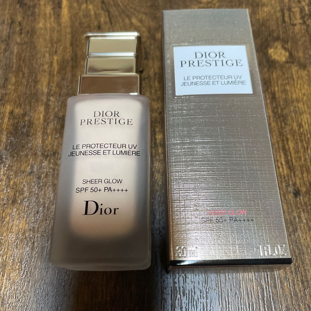 Dior ディオール プレステージホワイトルプロテクターUVルミエール