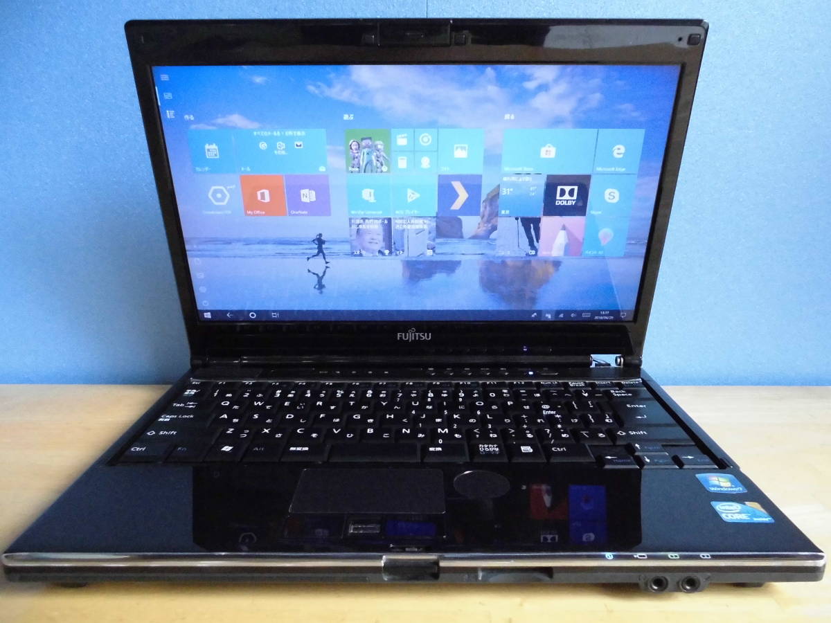 Fujitsu FMV-BIBLO MG/G70 Core i3 330M 2.13GHz/RAM 3GB/HDD 160GB