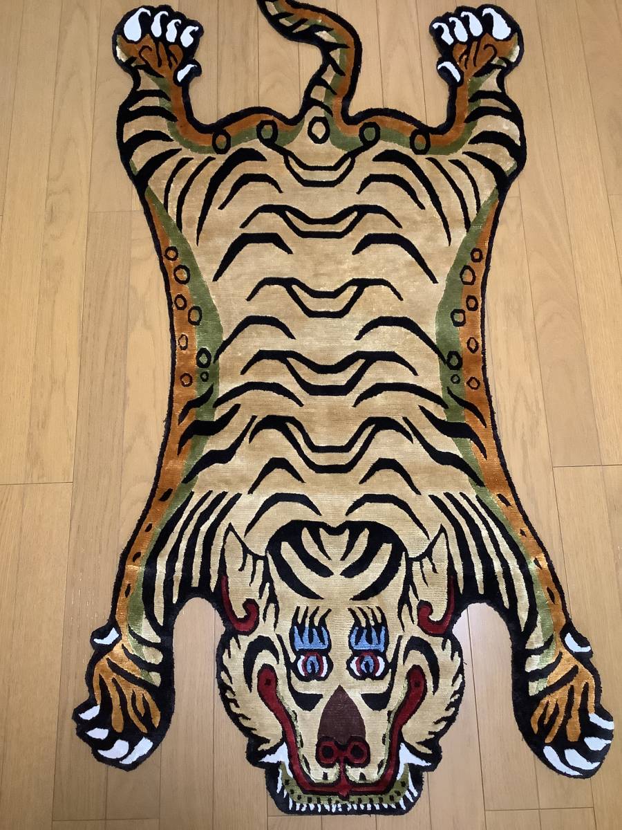 日本最大の 『SALE』《 》シルク　チベタンタイガー　Lサイズ　約145センチ　チベット絨毯　35 本物　新品　1点物 ラグ一般