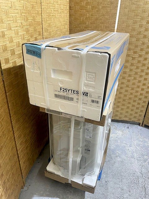 TPE79649八 ☆未開封☆ ダイキン おもに8畳用 ルームエアコン F25YTES