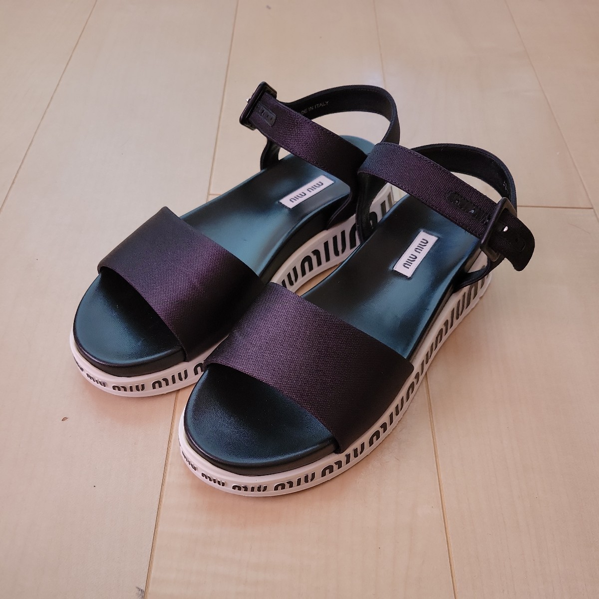 ☆miu miu ロゴストラップサンダル ミウミウ | activoskateshop.com