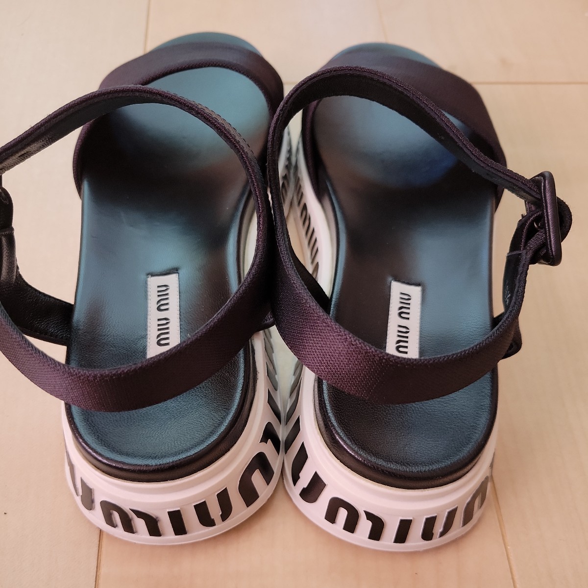 ☆miu miu ロゴストラップサンダル ミウミウ | activoskateshop.com