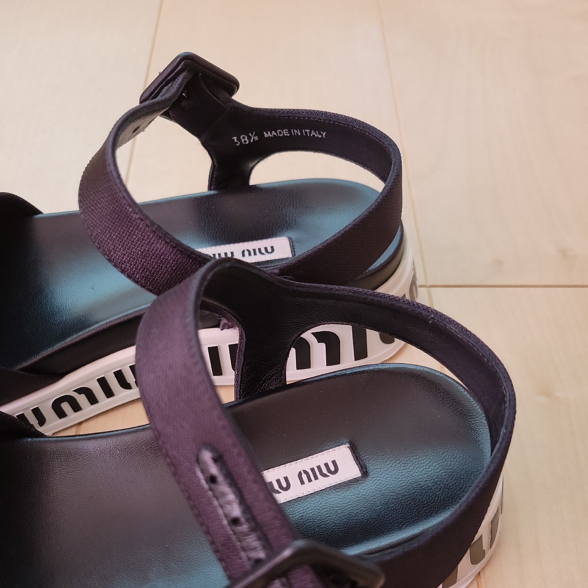 ☆miu miu ロゴストラップサンダル ミウミウ | activoskateshop.com