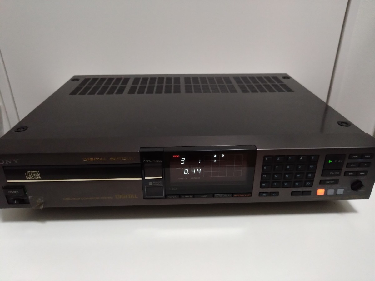 美品 完動品 SONY CDプレーヤー CDP-552ESD_画像4