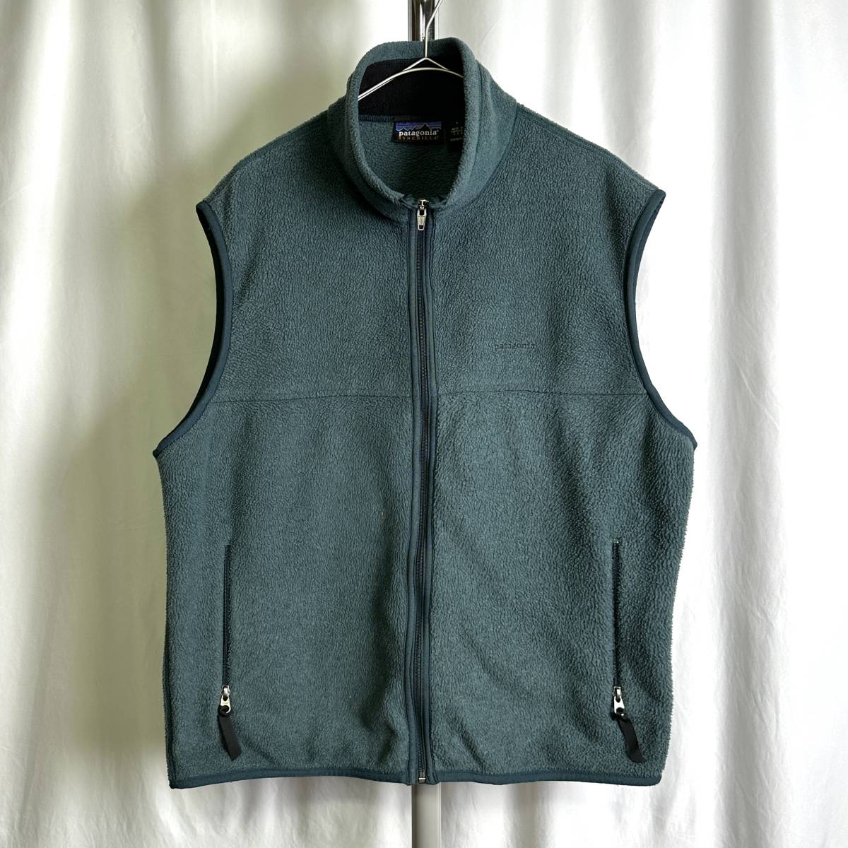 USA製 90s patagonia SYNCHILLA シンチラ フリース ベスト L グリーン アウトドア パタゴニア 80s 00s 古着 オールド ビンテージ