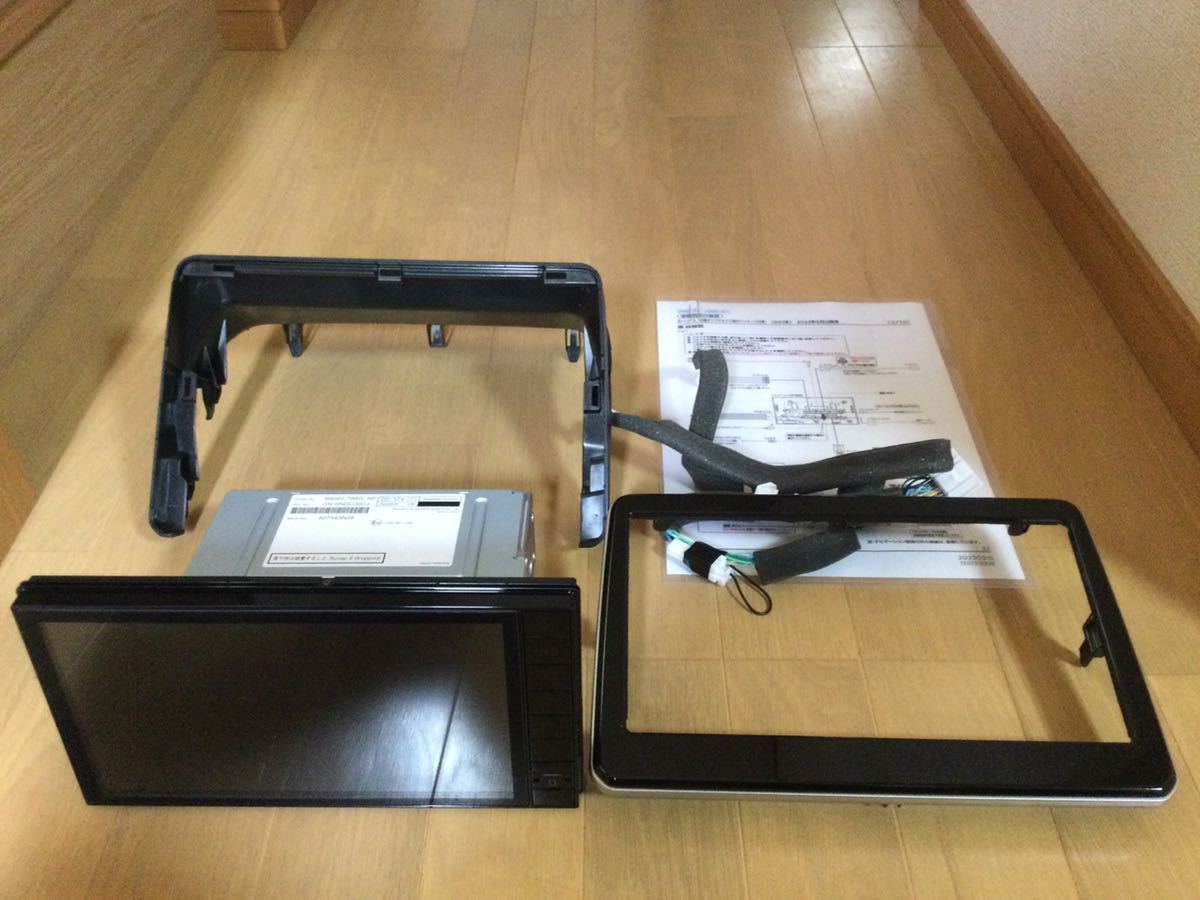 日産純正ナビMM222D-L 表面パネル カバー付きセット美品|Yahoo 日産純正ナビMM222D-L 表面パネル カバー付きセット美品|Yahoo