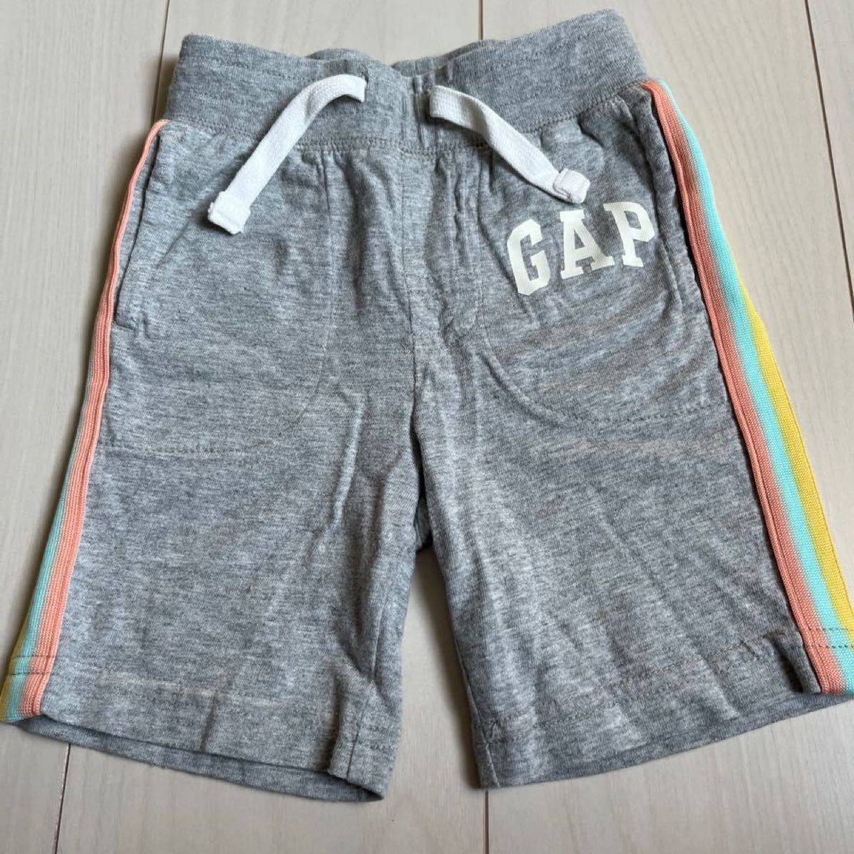 GAP ハーフパンツ　80cm ショートパンツ