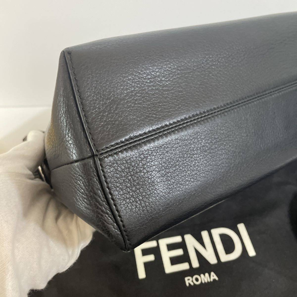 【美品】フェンディ　バイザウェイ　ミディアム　ブラック　黒　ショルダーバッグ　FENDI ハンドバッグ　Fendi By the way_画像4