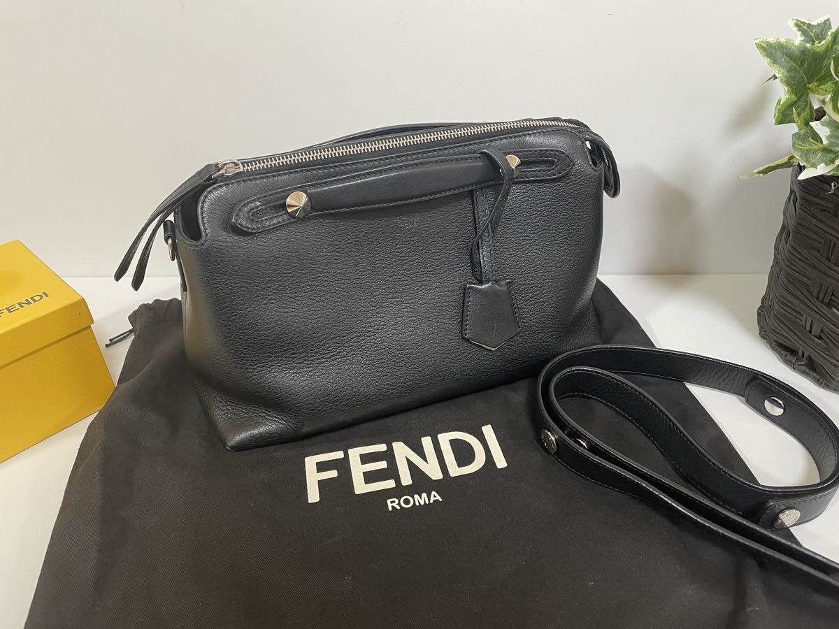 【美品】フェンディ　バイザウェイ　ミディアム　ブラック　黒　ショルダーバッグ　FENDI ハンドバッグ　Fendi By the way_画像1