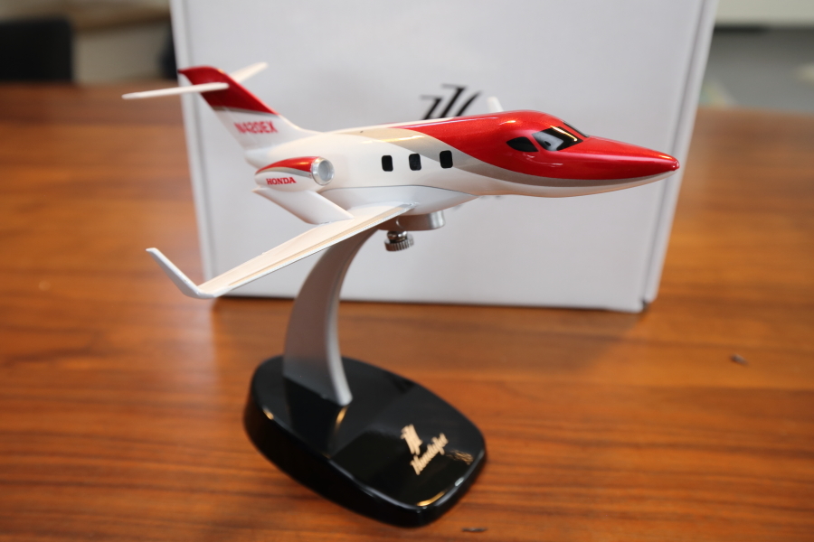 ホンダジェット HONDAJET Elite ダイキャスト 1/72 レッド エリート