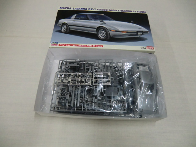 １：２４　マツダ　サバンナ　ＲＸ-７ （ＳＡ２２Ｃ）　中期型ＧＴ　（１９８０）限定品　ＨＡＳＥＧＡＷＡ　２０６３５_画像5