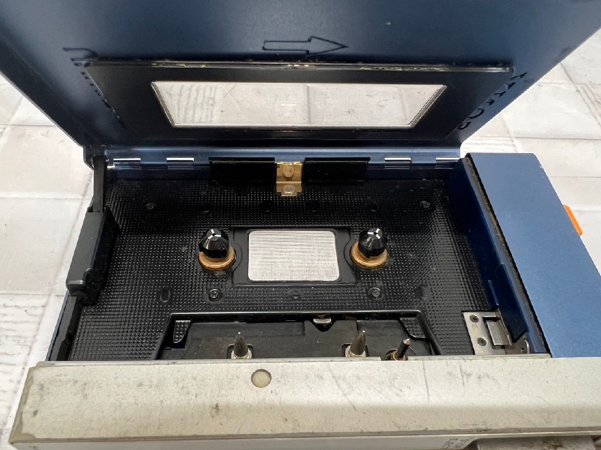 △6352 ジャンク品 オーディオ機器 ポータブルカセットプレーヤー