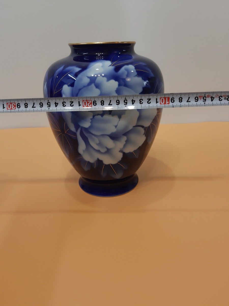 深川製磁 花瓶 瑠璃牡丹 有田焼|Yahoo!フリマ(旧PayPayフリマ) 深川製磁 花瓶 瑠璃牡丹 有田焼|Yahoo!フリマ(旧PayPayフリマ)