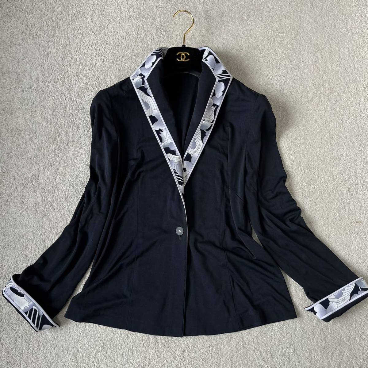 美品 LEONARD レオナール カンカン ジャケット 花柄 総柄 Lサイズ 黒