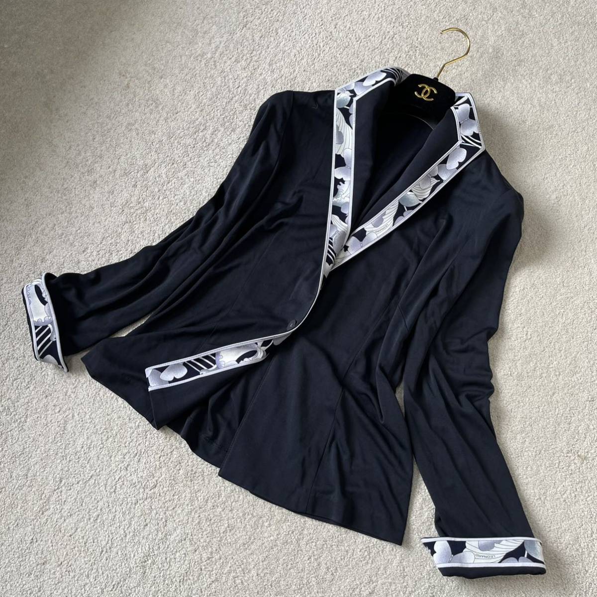 美品 LEONARD レオナール カンカン ジャケット 花柄 総柄 Lサイズ 黒