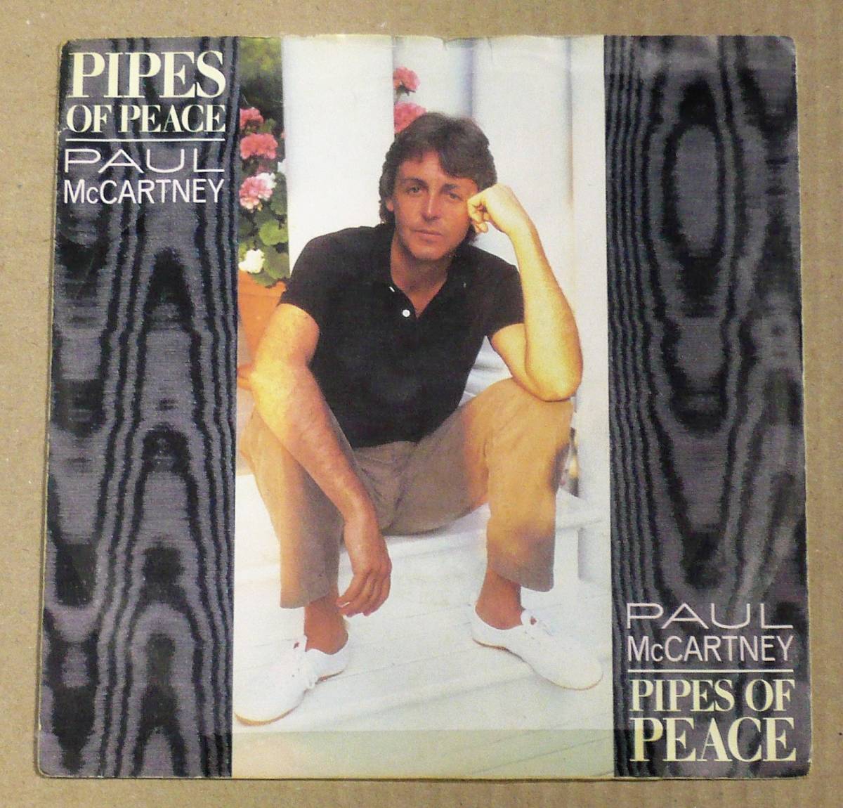 英シングル●PAUL McCARTNEY／Pipes Of Peace（レコードコレクターズ2020年9月号ポール・ベストソング75位） 全英4位 ピクチャースリーブ付_画像1