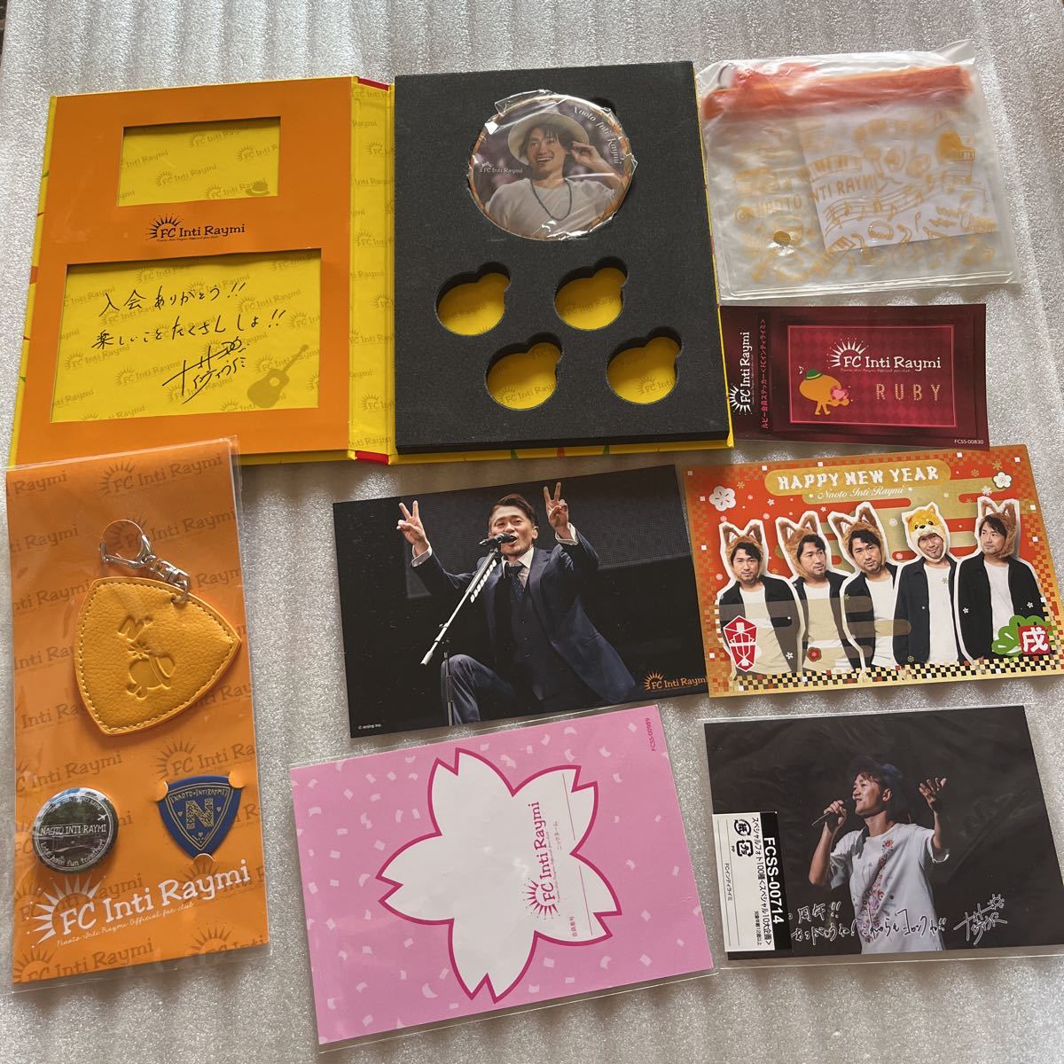  Naoto * Inte .laimiFC Inti Raymi fan Club goods concert Naoto Inte .laimiNAOTO LIVE key holder pick can badge 