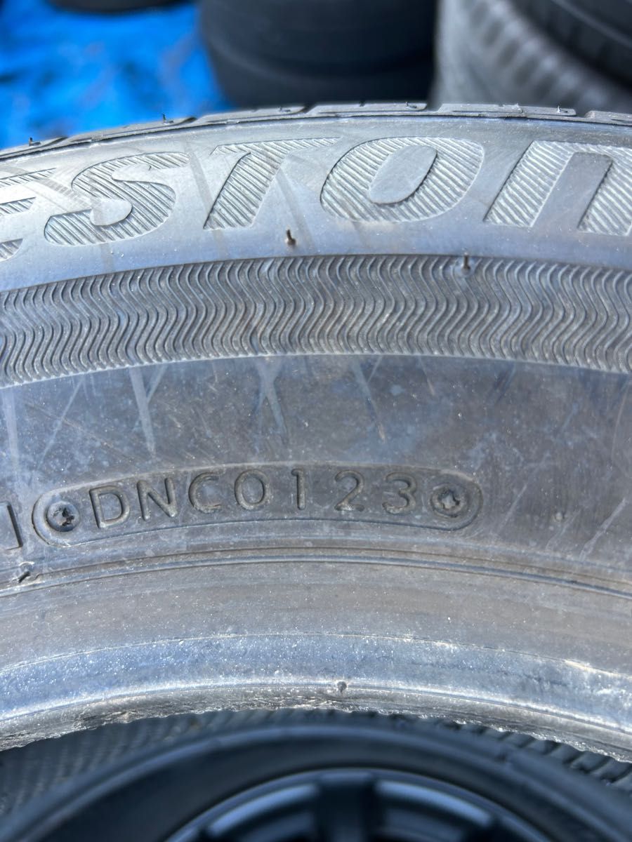 新車剥がしBRIDGESTONE 195/65R15 22年+23年 夏タイヤ 埼玉激安