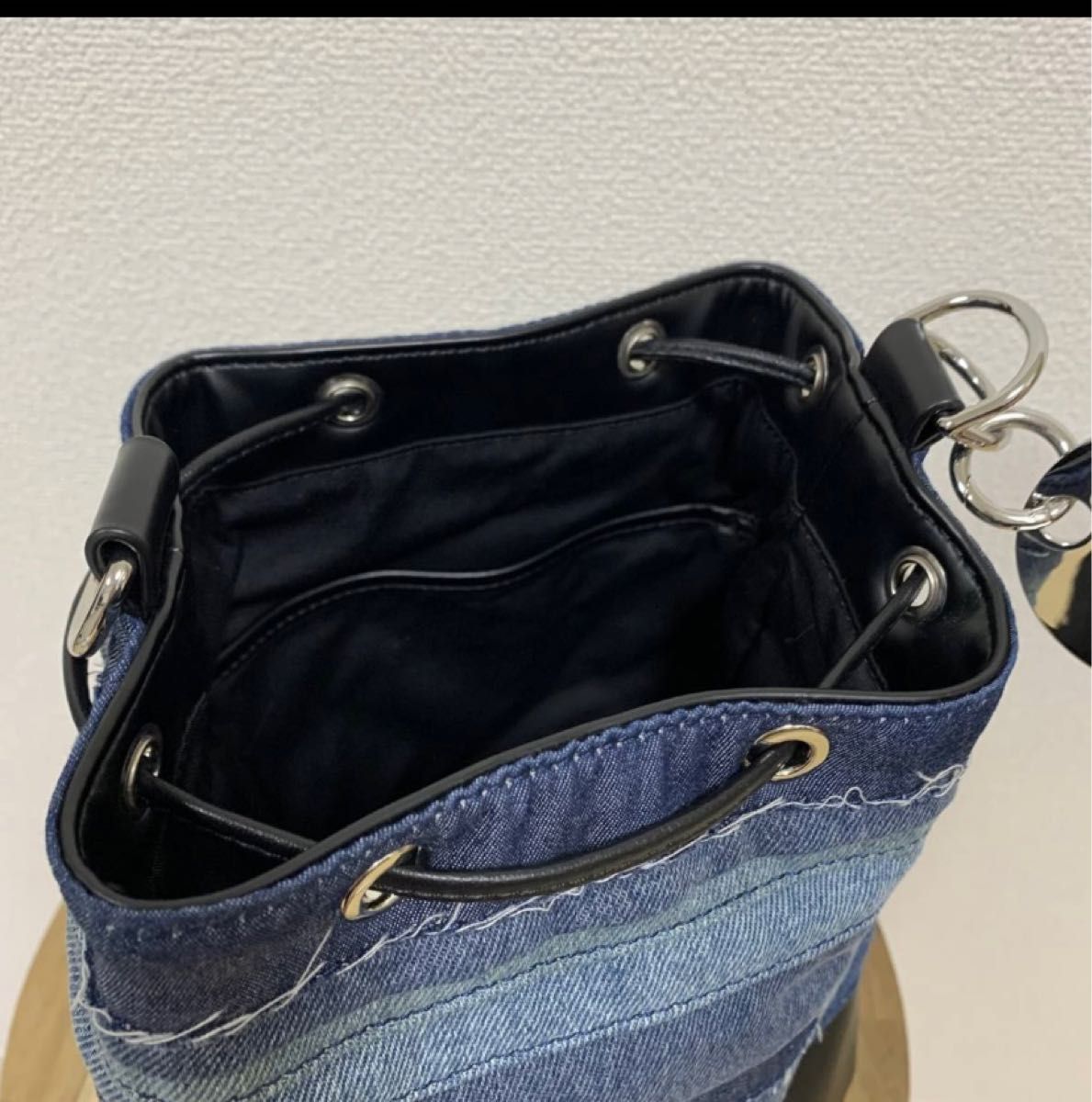 《新品 未使用/タグ付き/定価38,500円》DIESEL ディーゼル レディース デニム地 筒型 ショルダーバッグ 鞄 