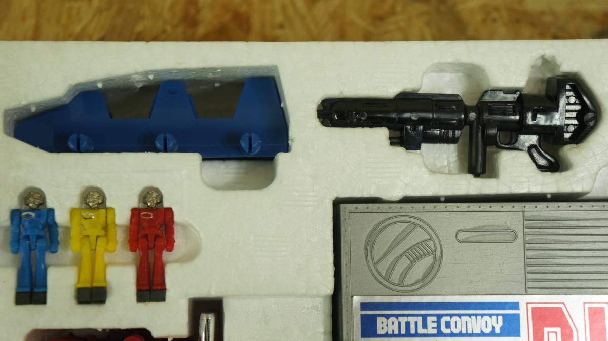 美品 タカラ ダイアクロン カーロボット 移動基地 バトルコンボイ 当時物 現状品 偵察用バギー付 4