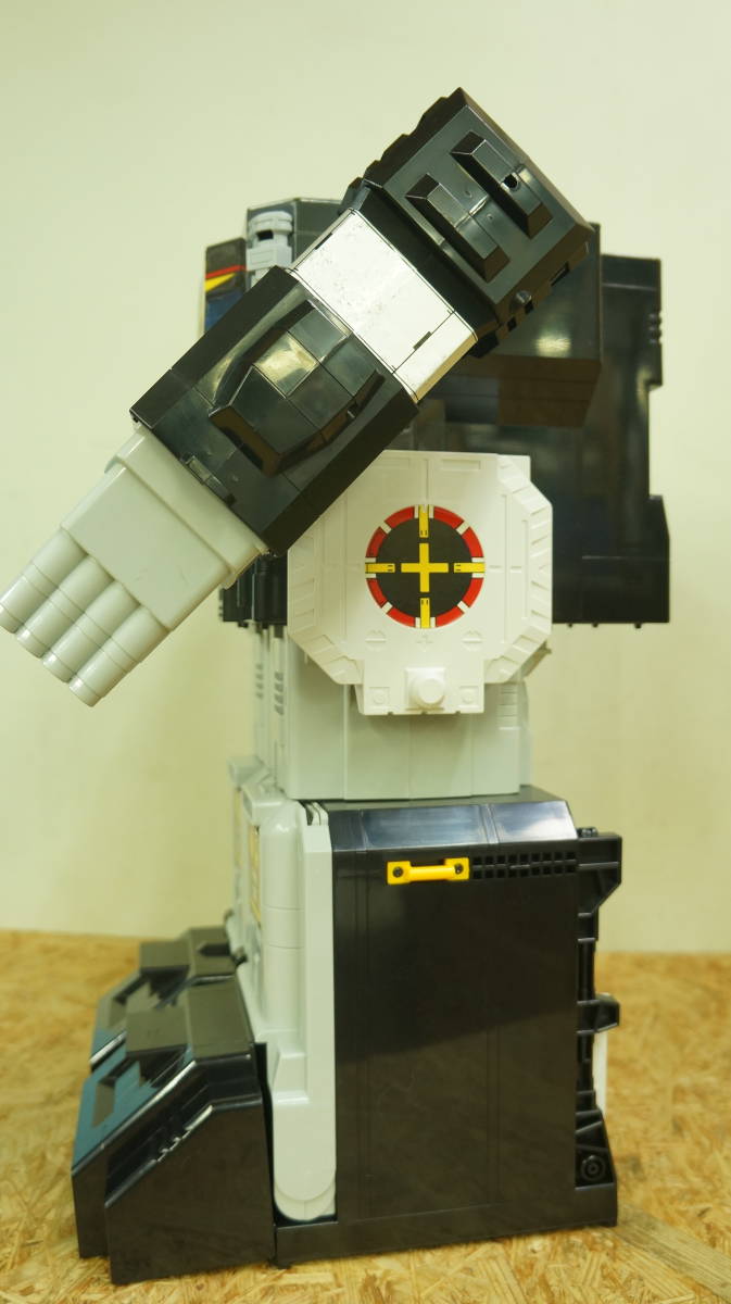 ジャンク品・地球戦隊ファイブマン マックスマグマ DX大型基地