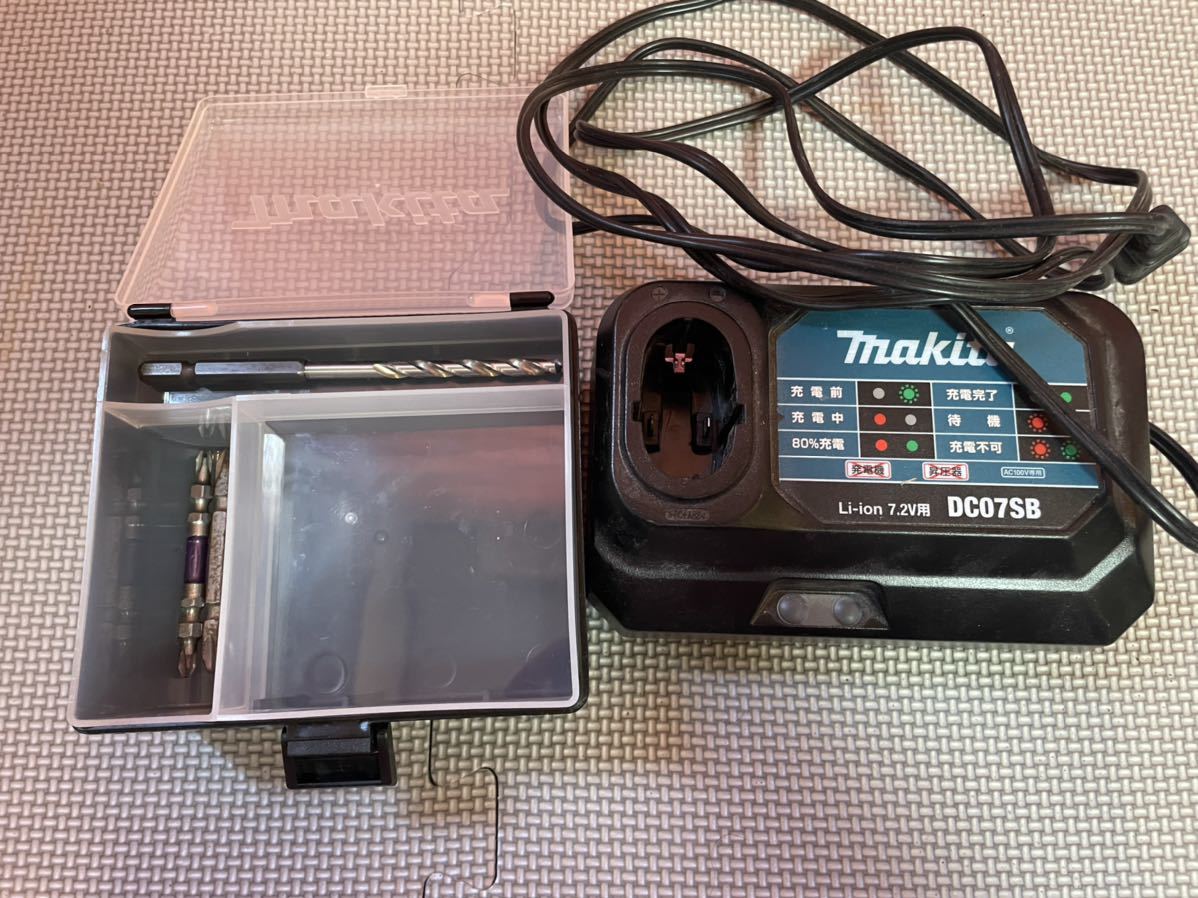 マキタ 充電式ペンインパクトドライバ セット品 (本体・バッテリBL7015×2個・充電器・アルミケース付き) TD022DSHX _画像10