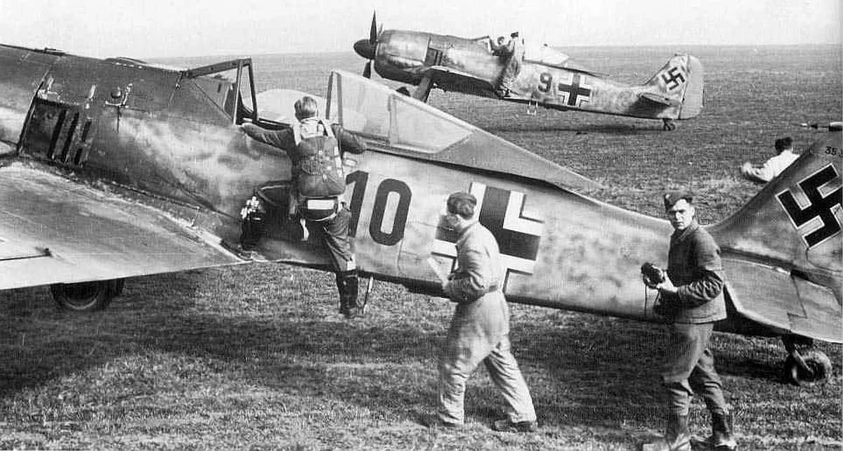 ★★★aドイツ空軍 Luftwaffe（ルトヴァッフェ)航空機 データファイル写真集１０００枚以上　特典サービス付★★★_画像8