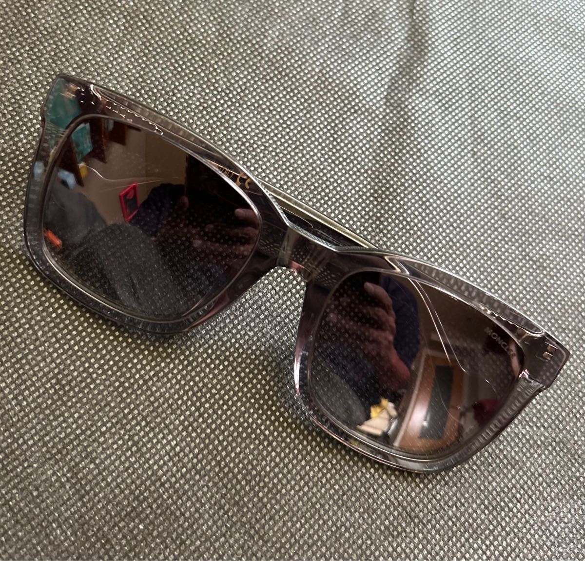 MONCLER/モンクレール ML0113サングラス (クリア/ブラック系 MONCLER/モンクレール ML0113サングラス (クリア/ブラック系