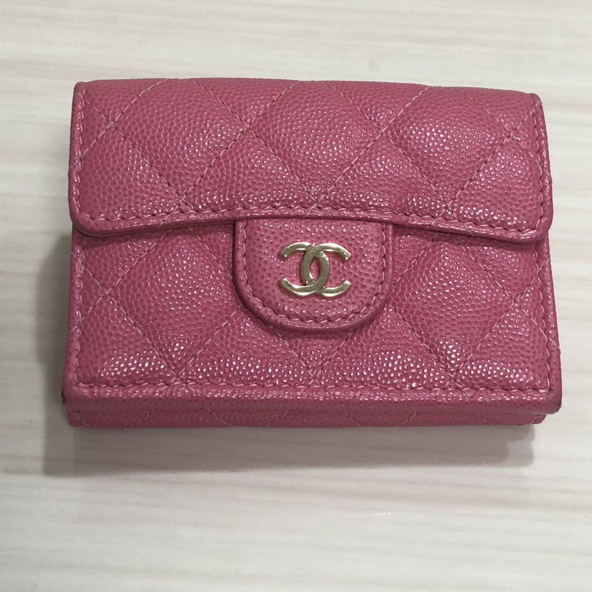 売れ筋がひ! シャネル マトラッセ キャビアスキン 折り畳み財布 (管J123 S06 ) 女性用財布 売れ筋がひ! シャネル マトラッセ キャビアスキン 折り畳み財布 (管J123 S06 ) 女性用財布