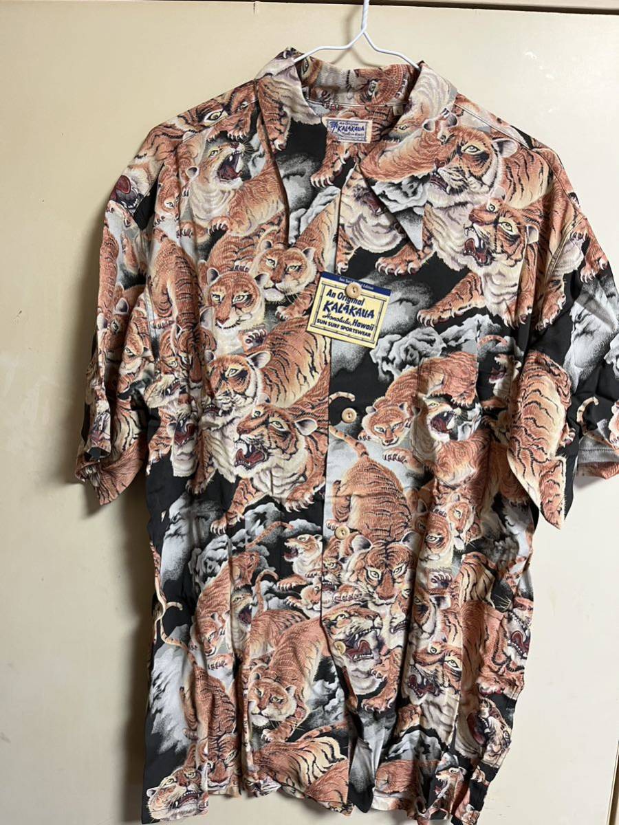 サンサーフ 百虎 黒 L 新品未使用 SUN SURF アロハシャツ 東洋