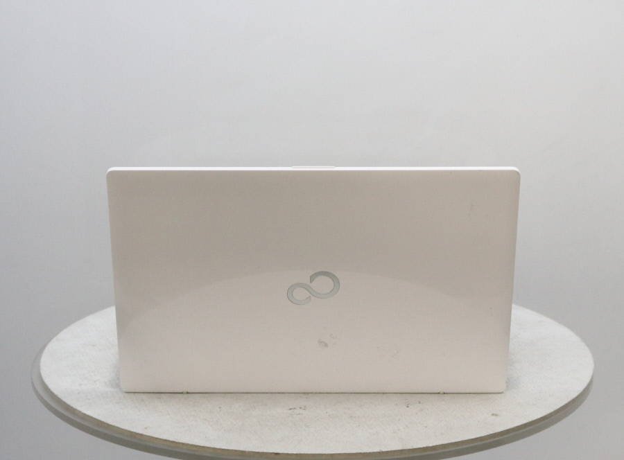 FUJITSU FMVA53B3W LIFEBOOK AH53/B3 Core i7 8550U 1.80GHz□現状品